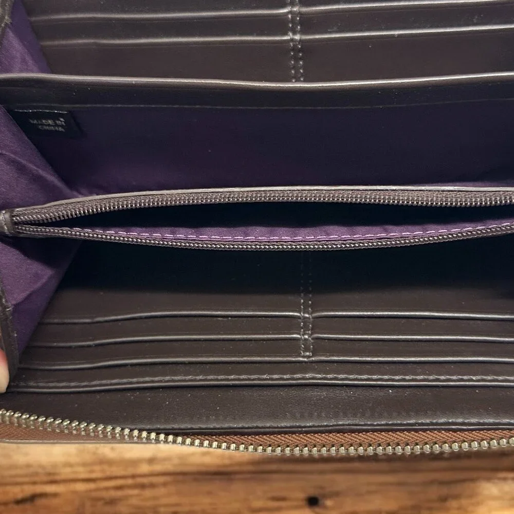 Coach Pale Metallic Gold Zip Around Vintage Leather Wallet - Picture 10 of 13